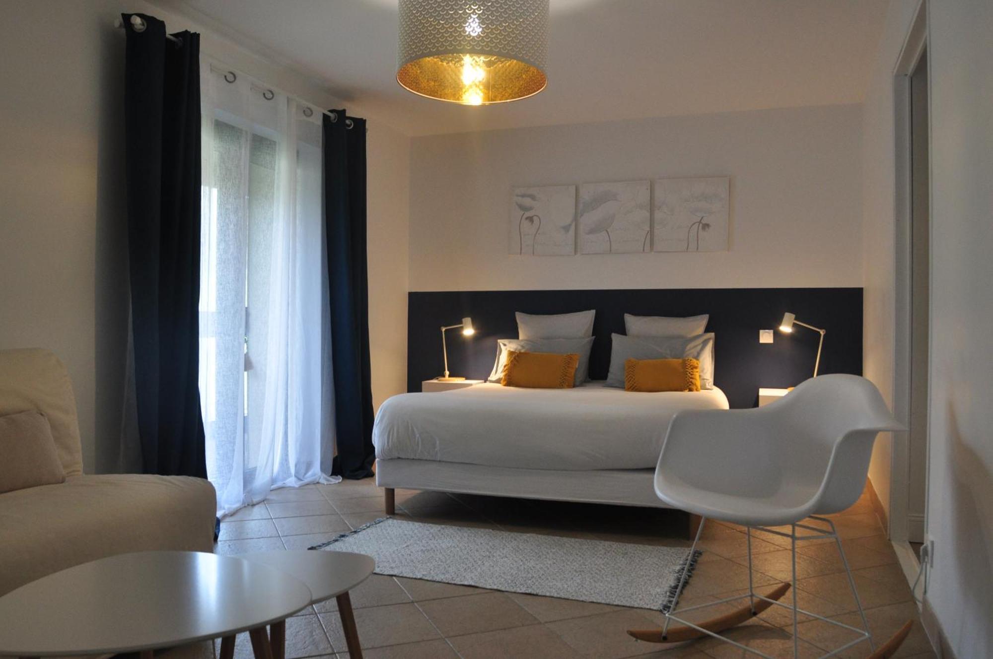 Chambre D'Hotes A La Cle Des Champs Varen 외부 사진